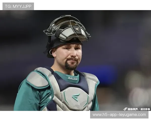 MLB捕手阻杀训练更精准，提升防守水平的关键秘籍